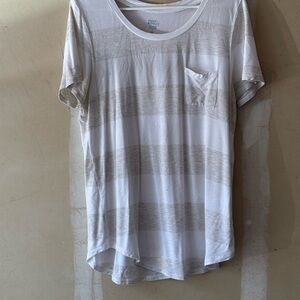 Market & Spruce Light Gray Tee